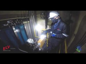 Cómo se realiza el mantenimiento de un ascensor