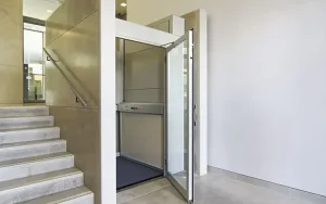Cuál es la diferencia entre un elevador y un ascensor