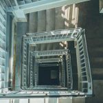 eliminacion-de-barreras-arquitectonicas-mediante-soluciones-innovadoras-en-ascensores